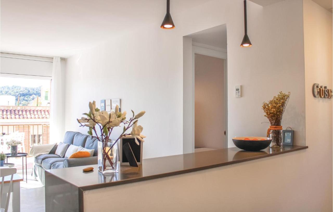 Stunning Apartment In Tossa De Mar With Kitchen Экстерьер фото